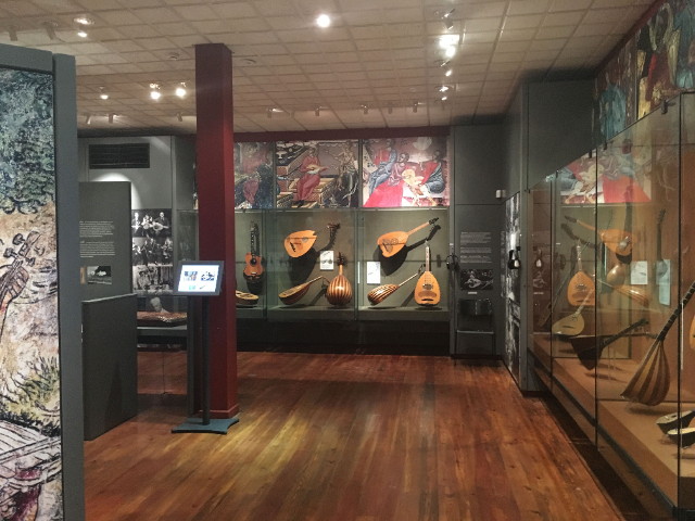 Muzeum greckich ludowych instrumentów muzycznych - Athina | Secret World Trip Planner