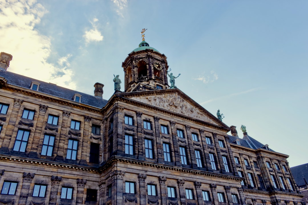 O Palacio Real de Amsterdam - Amsterdam | Secret World Trip Planner