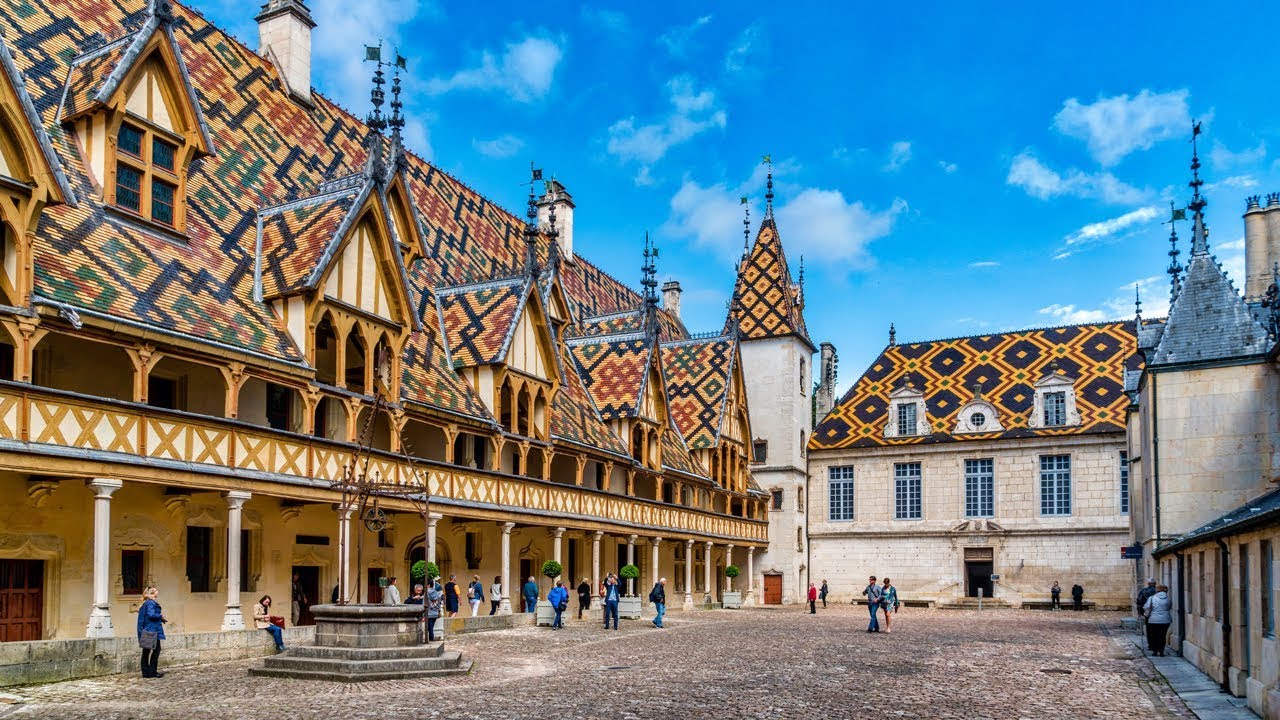 Beaune | Città d'arte e capitale del vi ...