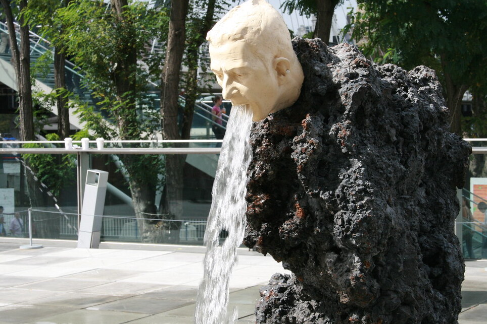 Big Giving by Weber - London | Secret World Trip Planner