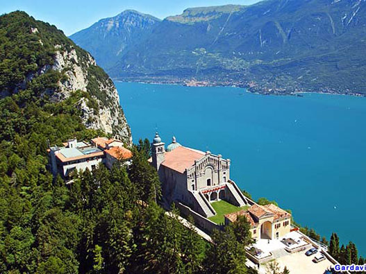 Montecastello varjupaik - Montecastello | Secret World Trip Planner