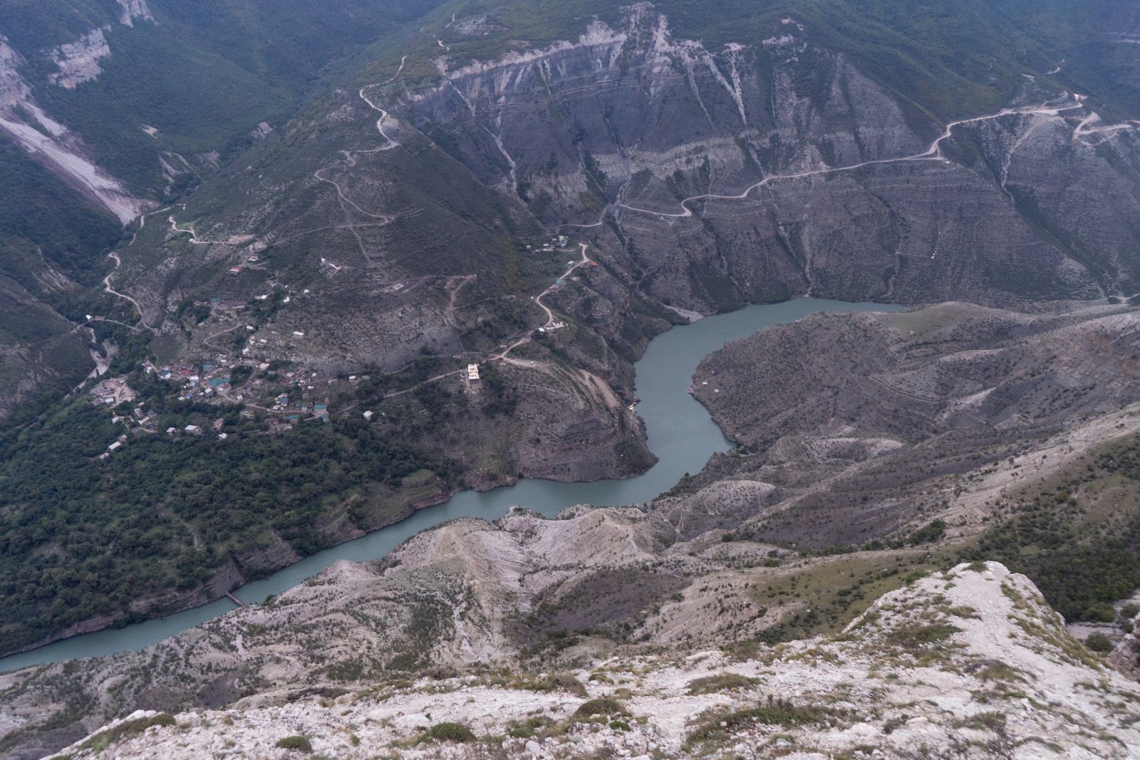 苏拉克峡谷，欧洲最深的峡谷 - Republic of Dagestan | Secret World Trip Planner