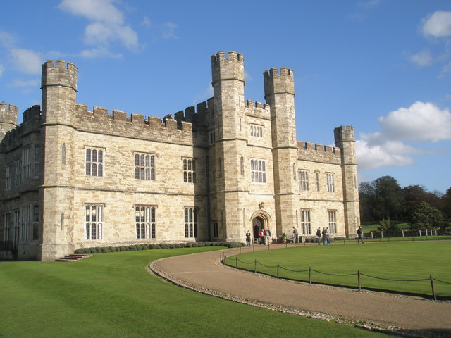 Лидский Замок: “Дамский Замок.” - Maidstone ME17 1PL | Secret World Trip Planner