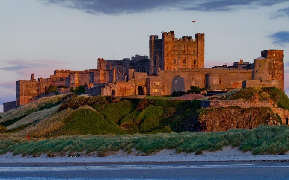 Northumberland, Bamburg Castle - Bamburgh NE69 7DF | Secret World Trip Planner