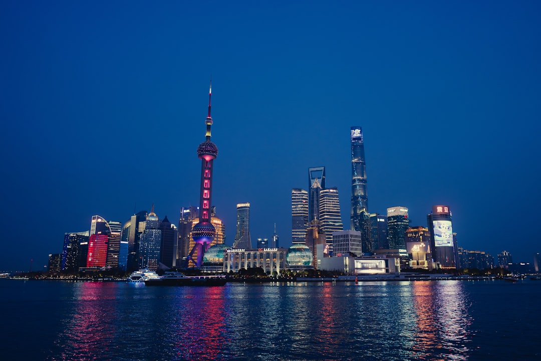 上海，世界上人口最多的城市 - Shanghai | Secret World Trip Planner