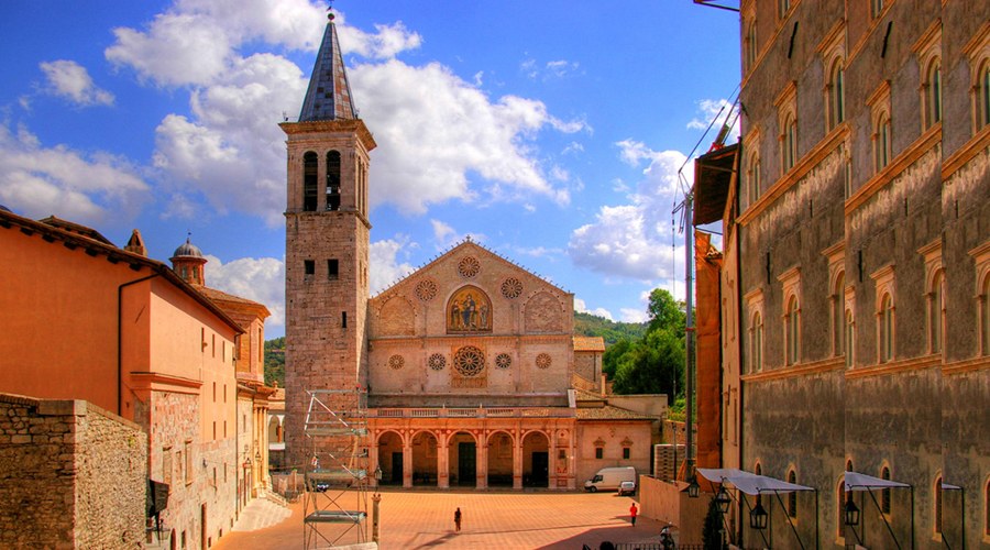 ਸਪੋਲੀਟੋ - Spoleto PG | Secret World Trip Planner