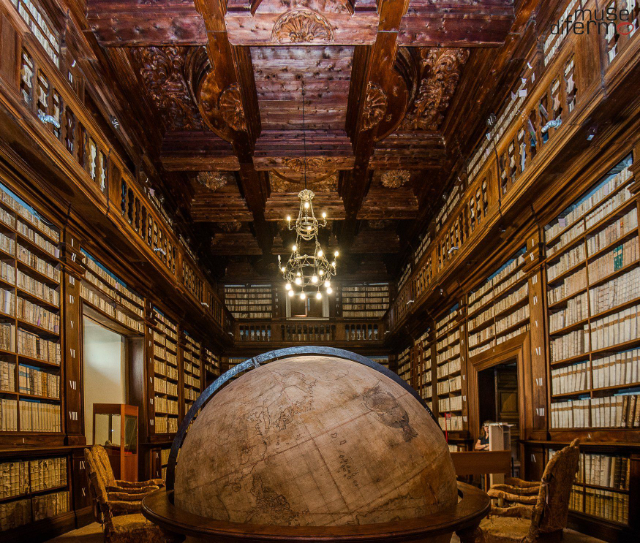 पलाझो देई प्रायोरी संग्रहालय संकुल - Fermo | Secret World Trip Planner