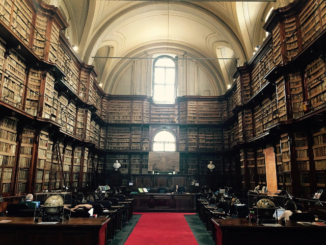 Biblioteca Angélica - Roma | Secret World Trip Planner