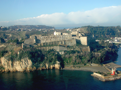 Aragonese Castle ຂອງ Baia - Bacoli - Bacoli | Secret World Trip Planner