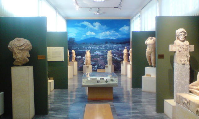 Chora arheoloogiline muuseum - Kiparissia | Secret World Trip Planner