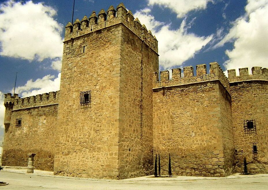 オルガス城 - Orgaz | Secret World Trip Planner