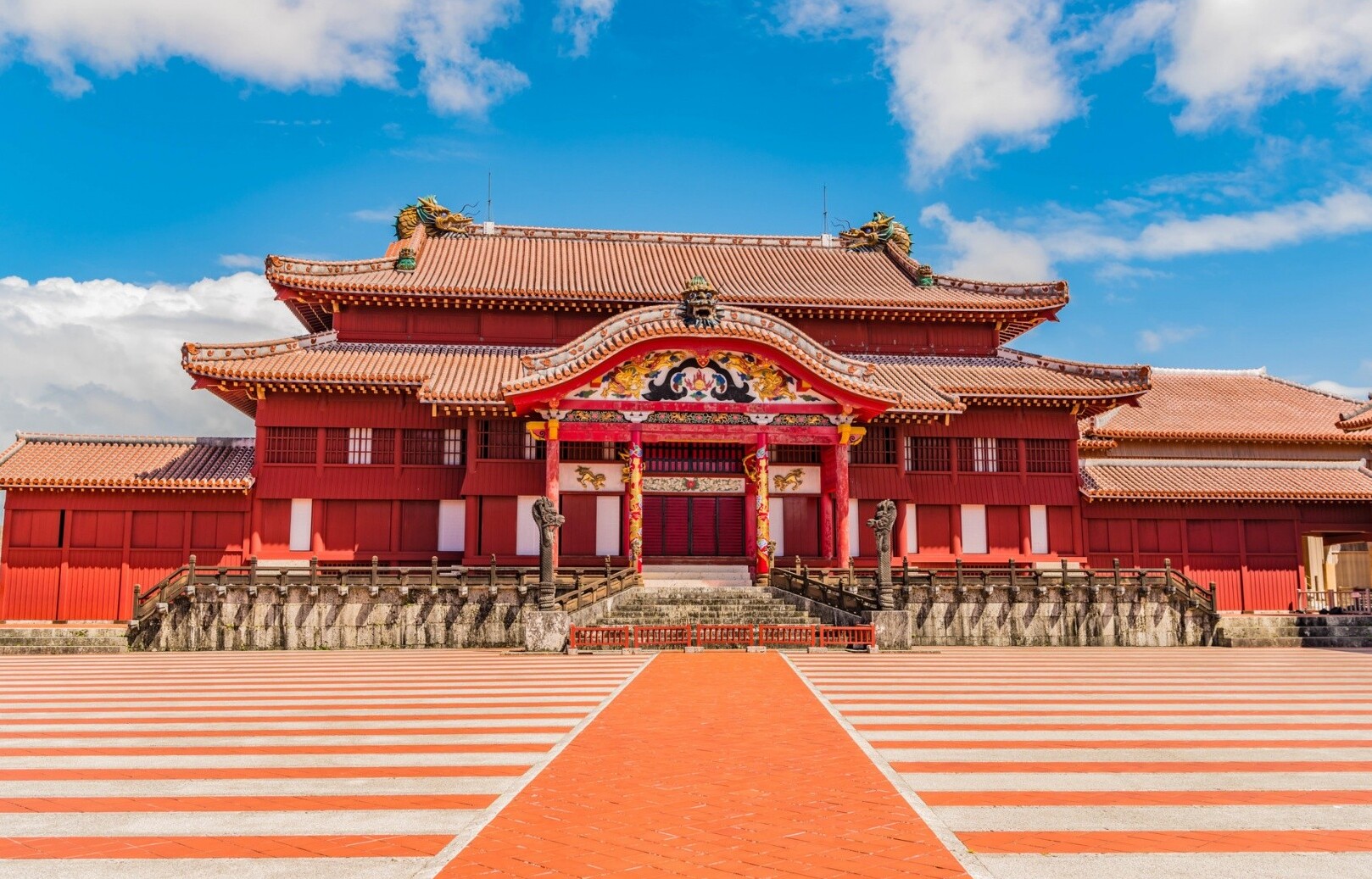 Замок Сюри - Naha-shi | Secret World Trip Planner