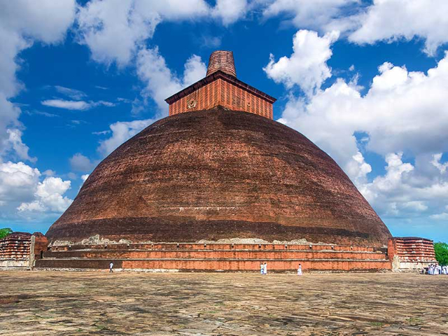 جتاوانارامایا - Anuradhapura | Secret World Trip Planner