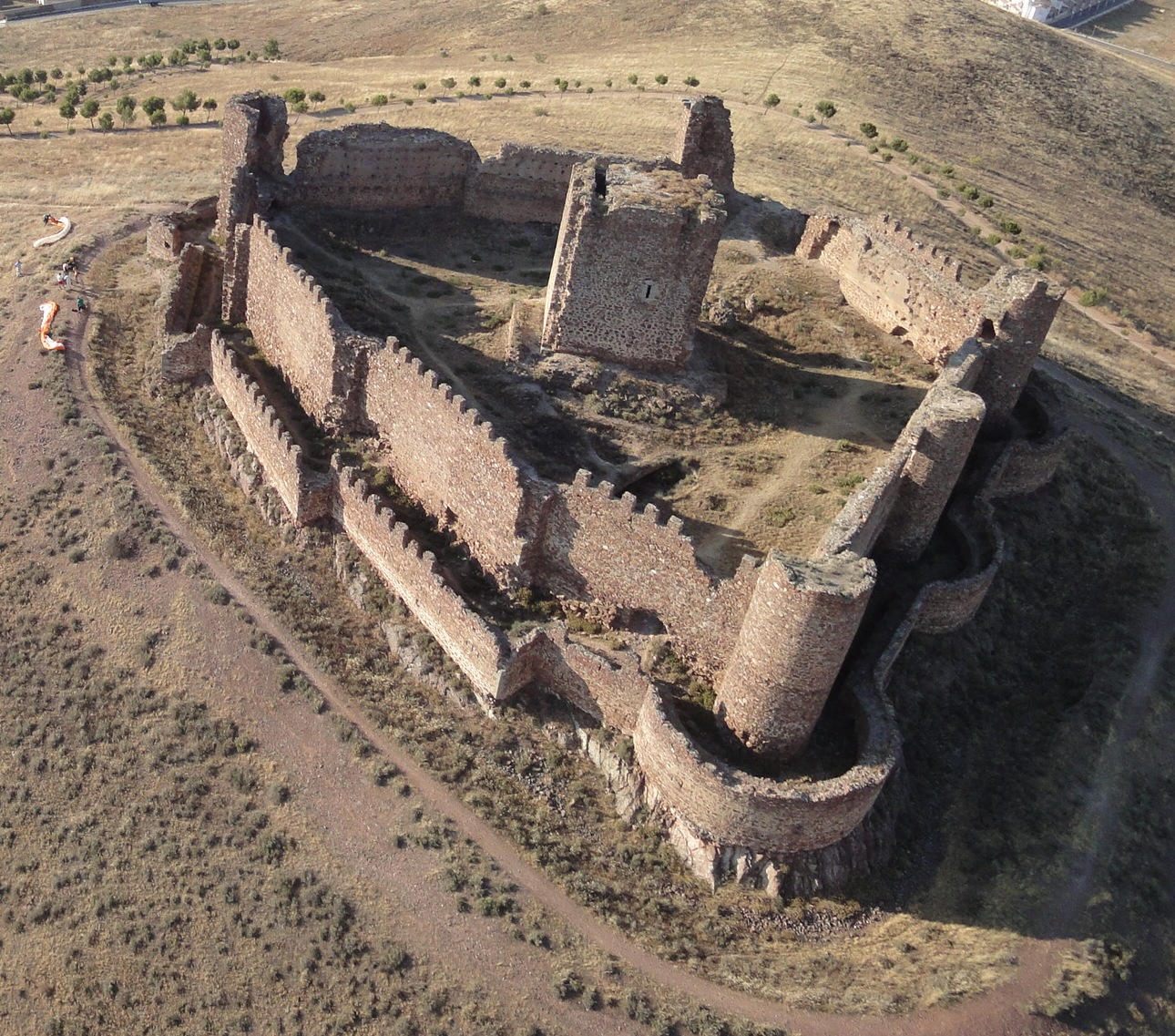 Almonacid de Toledo Castle