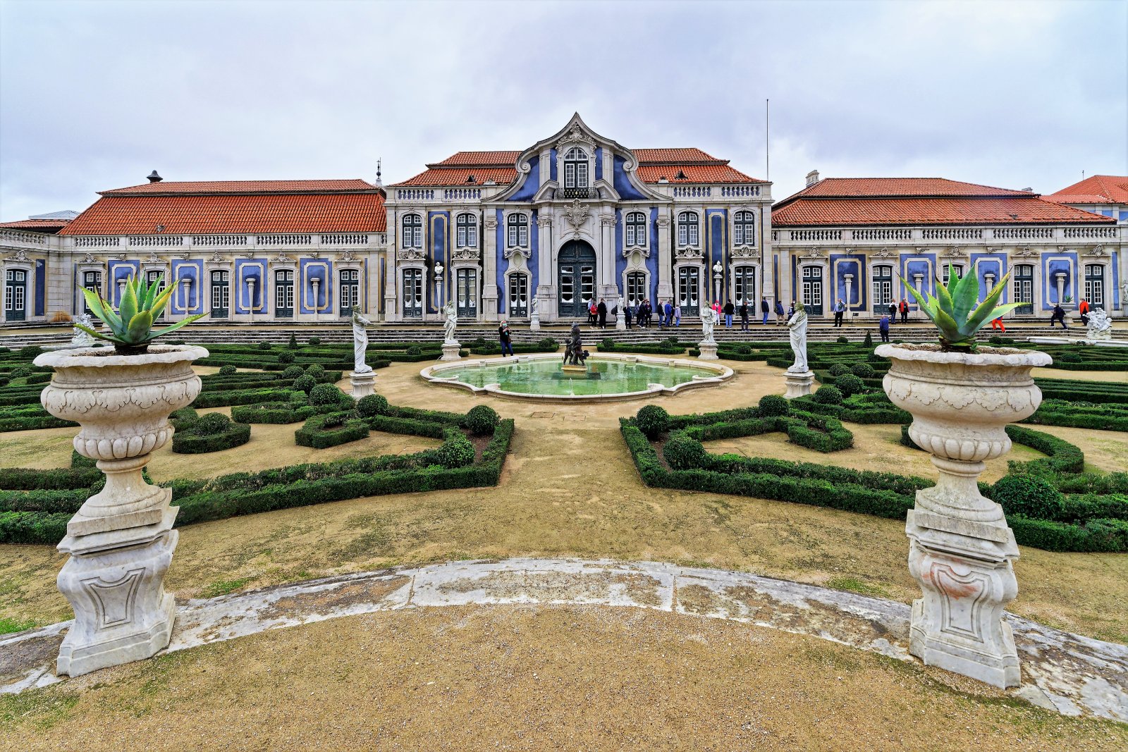 Queluz Nemzeti Palota, Portugália - Queluz | Secret World Trip Planner