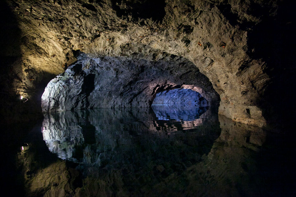 Die Seegrotte in der österreichischen Stadt Hinterbrühl - Hinterbrühl | Secret World Trip Planner