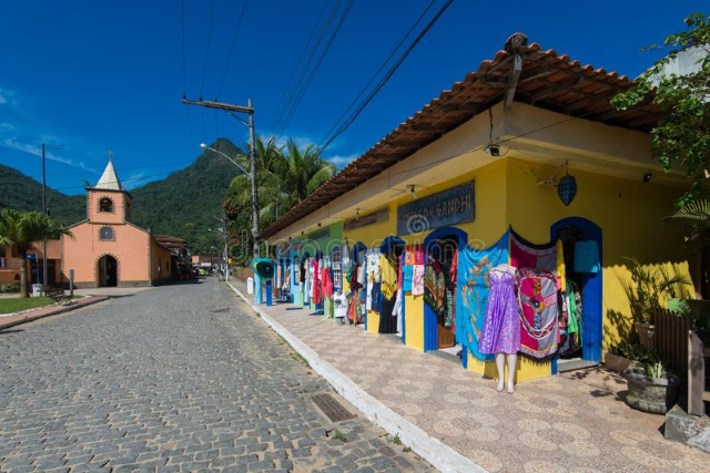 Marché des artisans d'Abraao - Angra dos Reis - RJ | Secret World Trip Planner