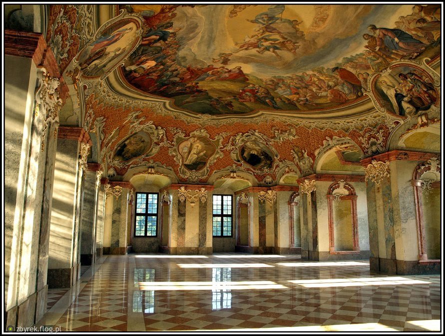 Абатство Любиаз