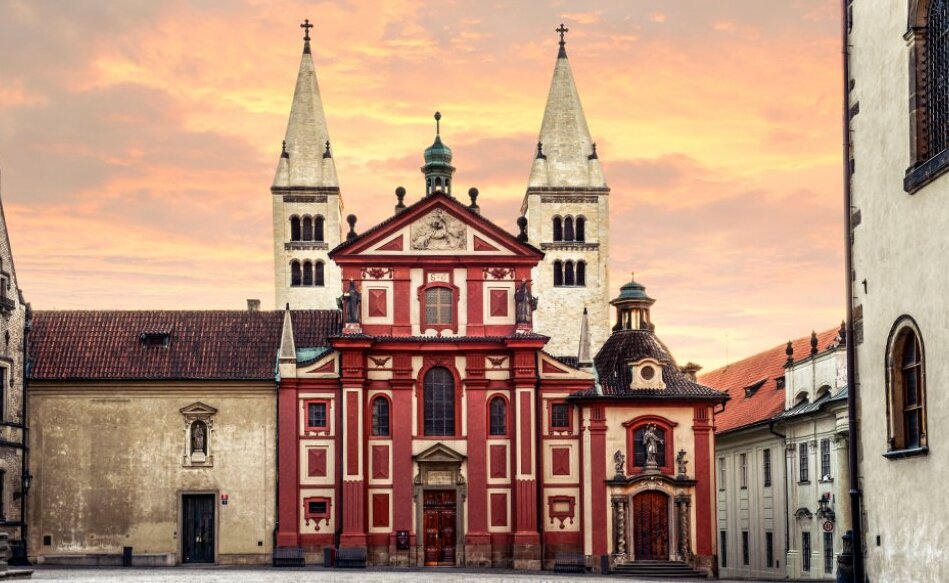 Bazilika Sv. - 119 08 Praga 1 | Secret World Trip Planner