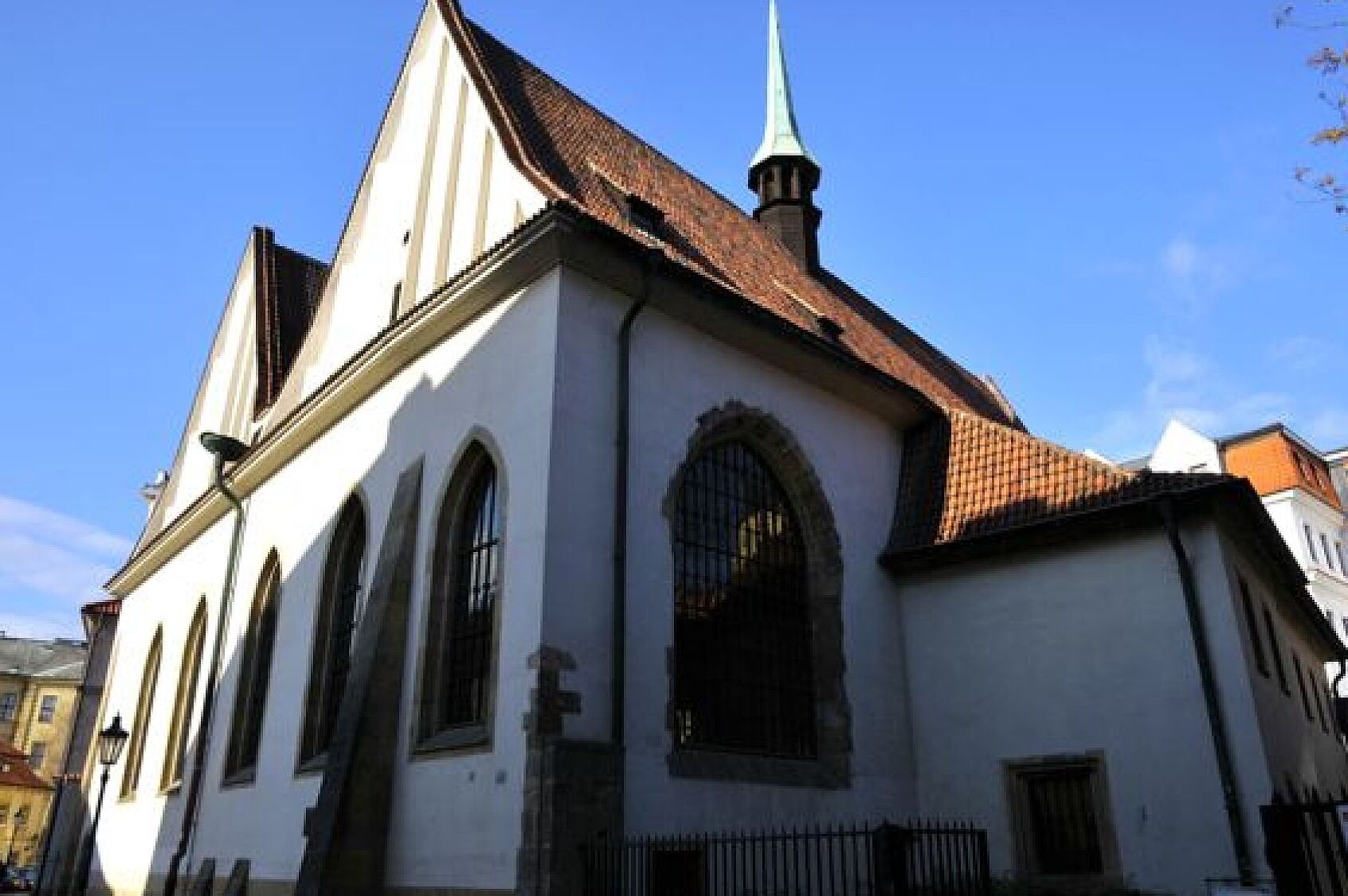 פשוט אך נפלא, הקפלה של בית לחם.  - Betlémské nám. 255/4 | Secret World Trip Planner