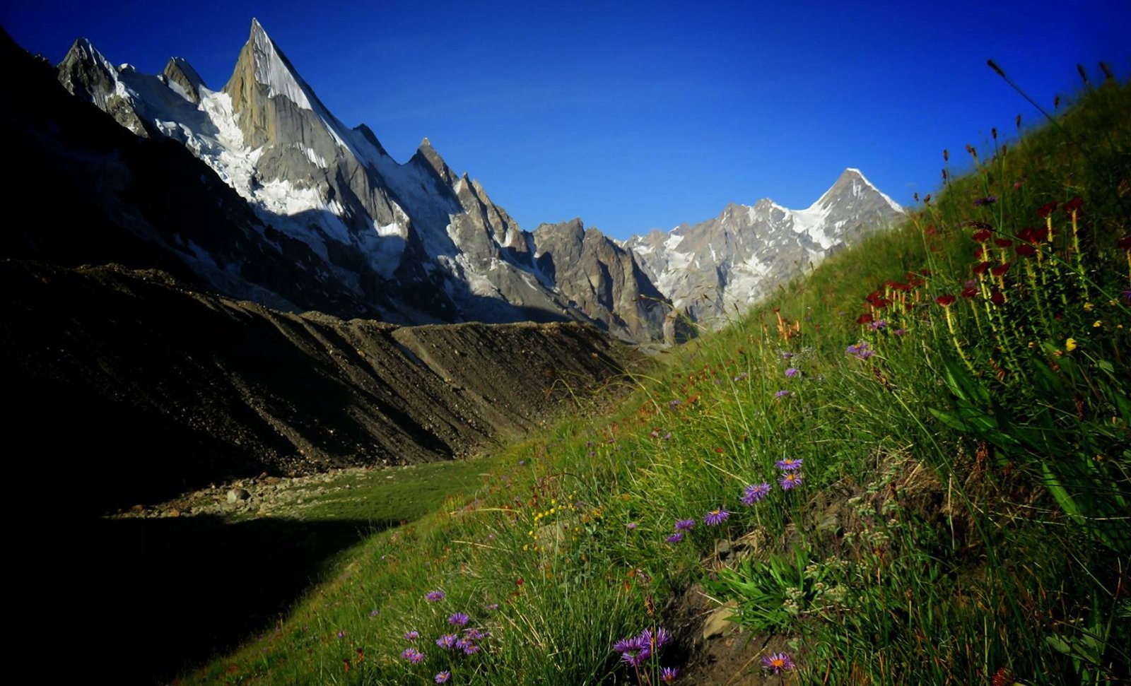 莱拉峰，巴基斯坦最美丽的山脉之一 | Secret World Trip Planner