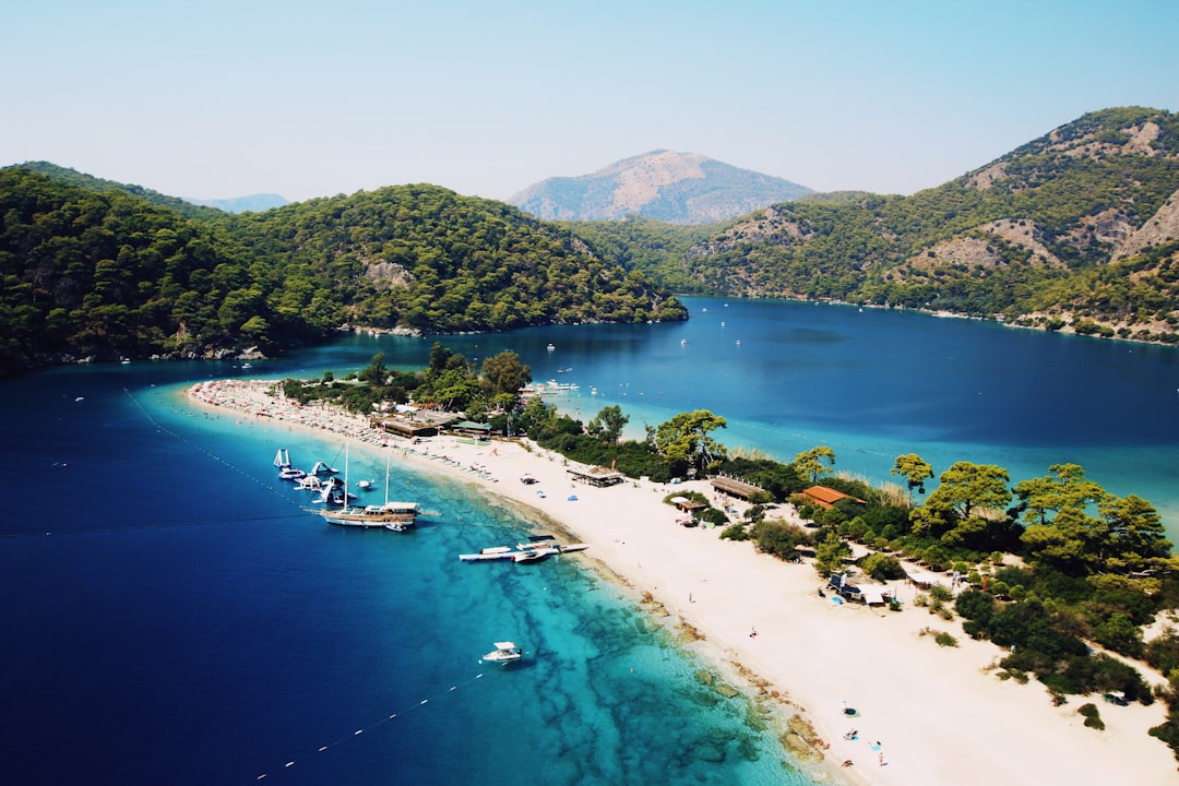 Oludeniz，也许是土耳其最美丽的地方 - Ölüdeniz | Secret World Trip Planner