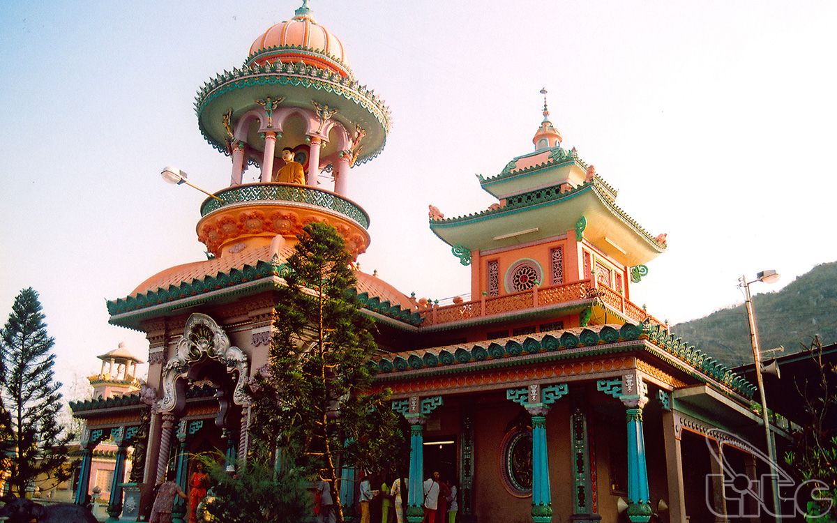 Pagoda Tay An di Vietnam... - Secret World
