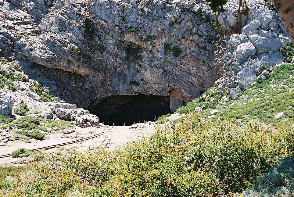 La Grotta Idaica e la leggenda di Zeus - Nida ????? | Secret World Trip Planner