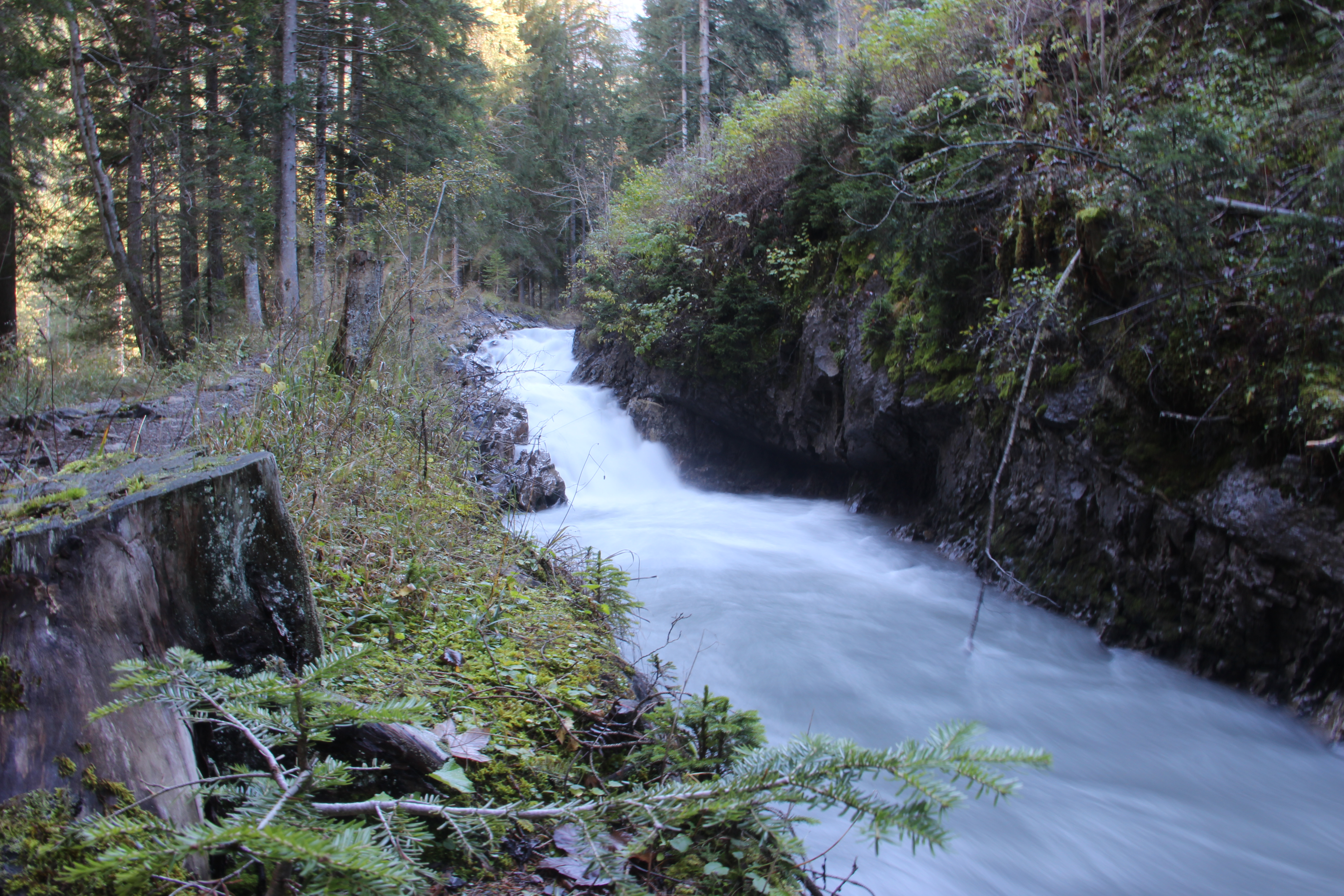 La Simmenfälle - Lenk | Secret World Trip Planner