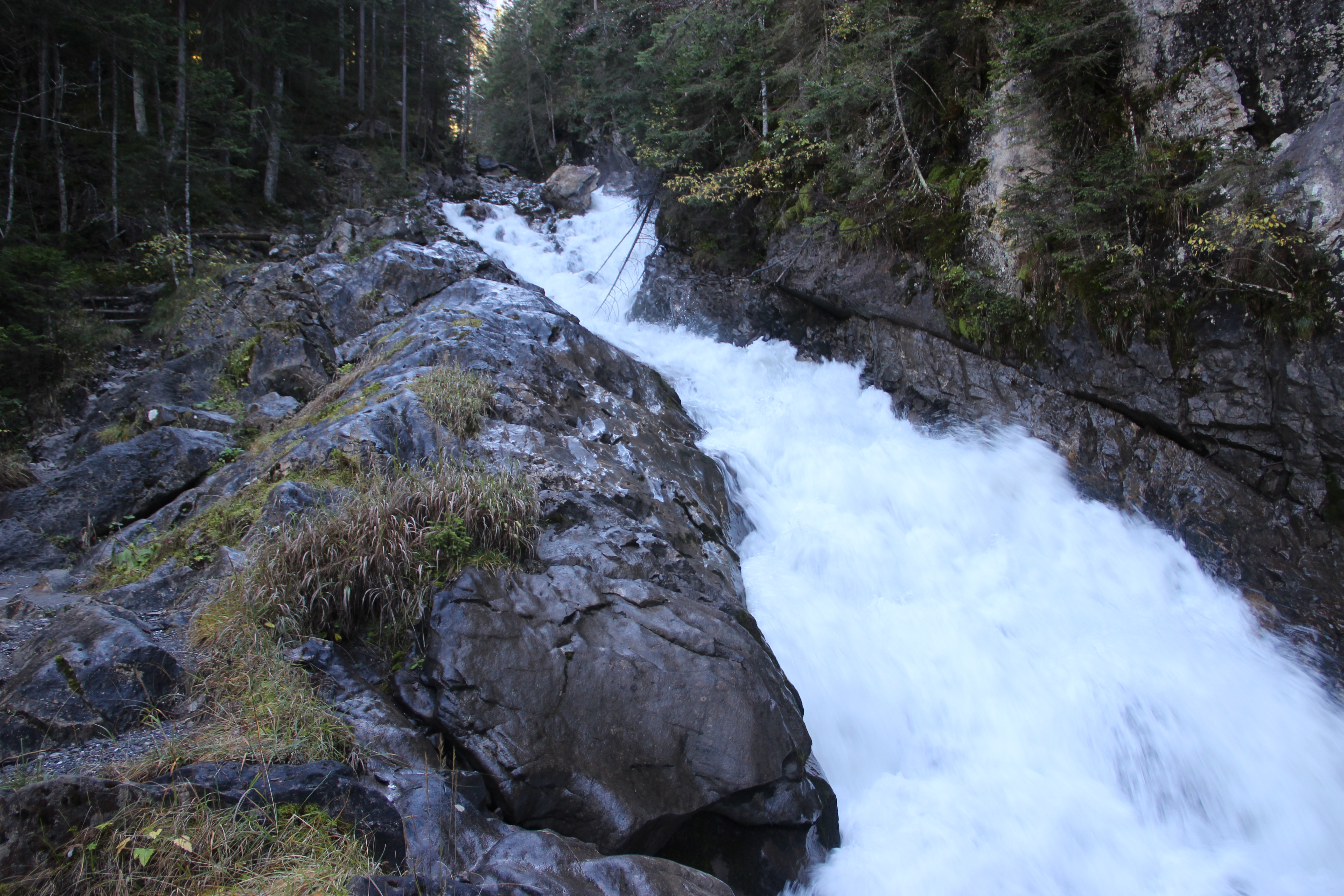 La Simmenfälle - Lenk | Secret World Trip Planner