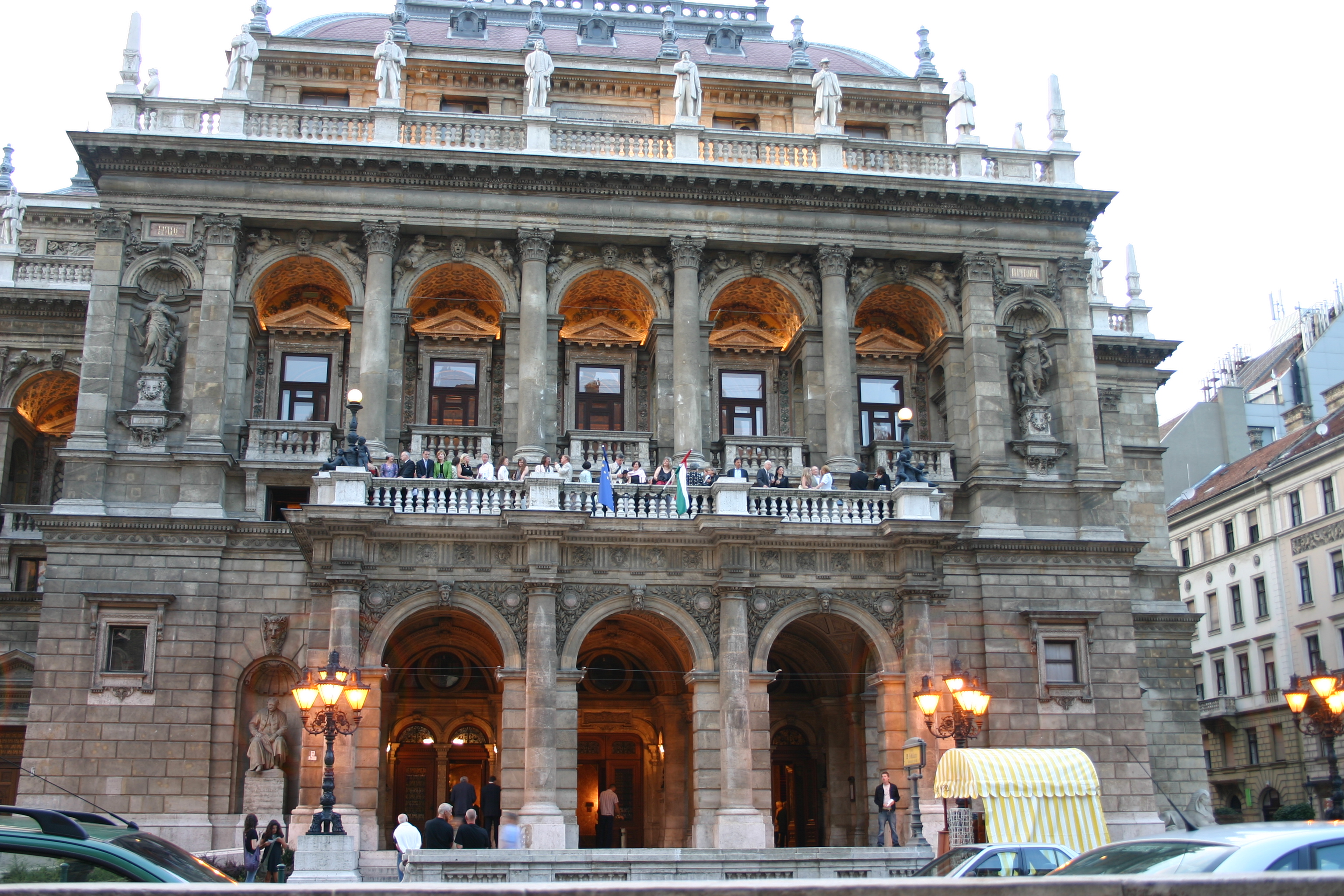 Budapešť a Maďarská státní Opera - Budapest | Secret World Trip Planner