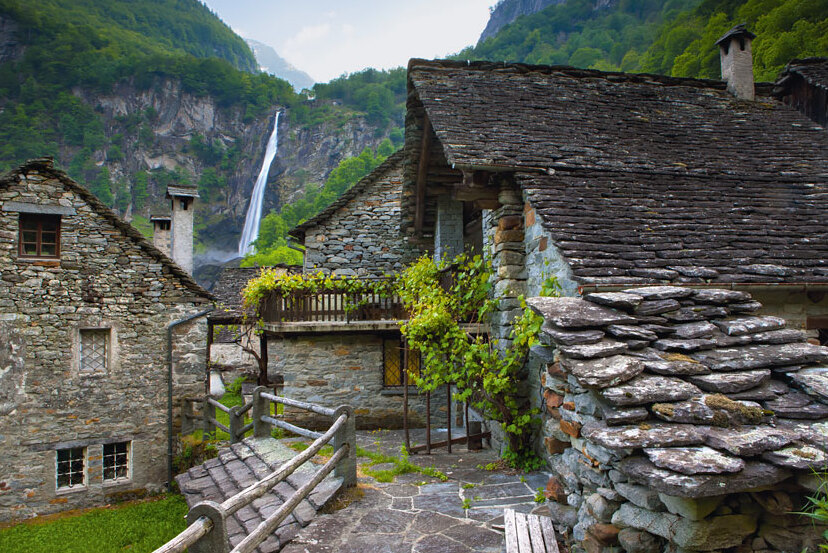 Svizzera: La cascato di Foroglio - Cevio | Secret World Trip Planner