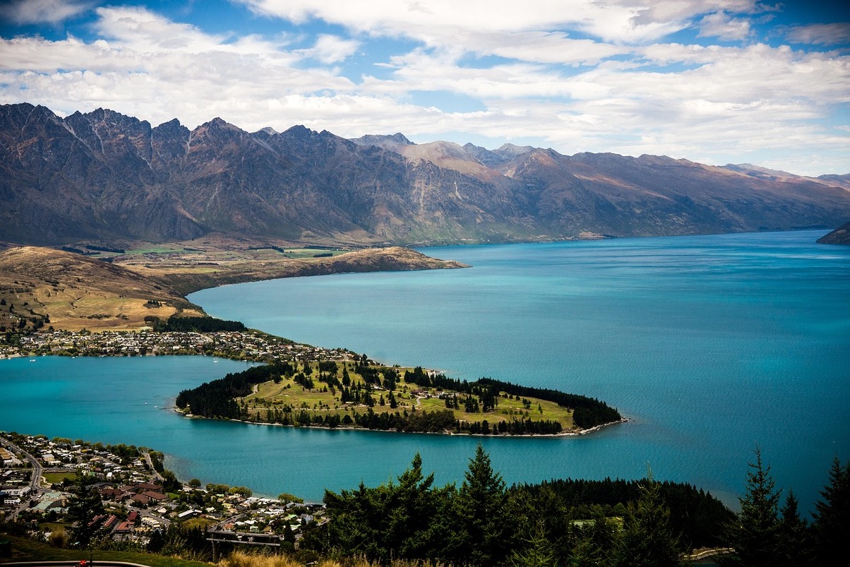 Lago Wakatipu - Lago Wakatipu | Secret World Trip Planner