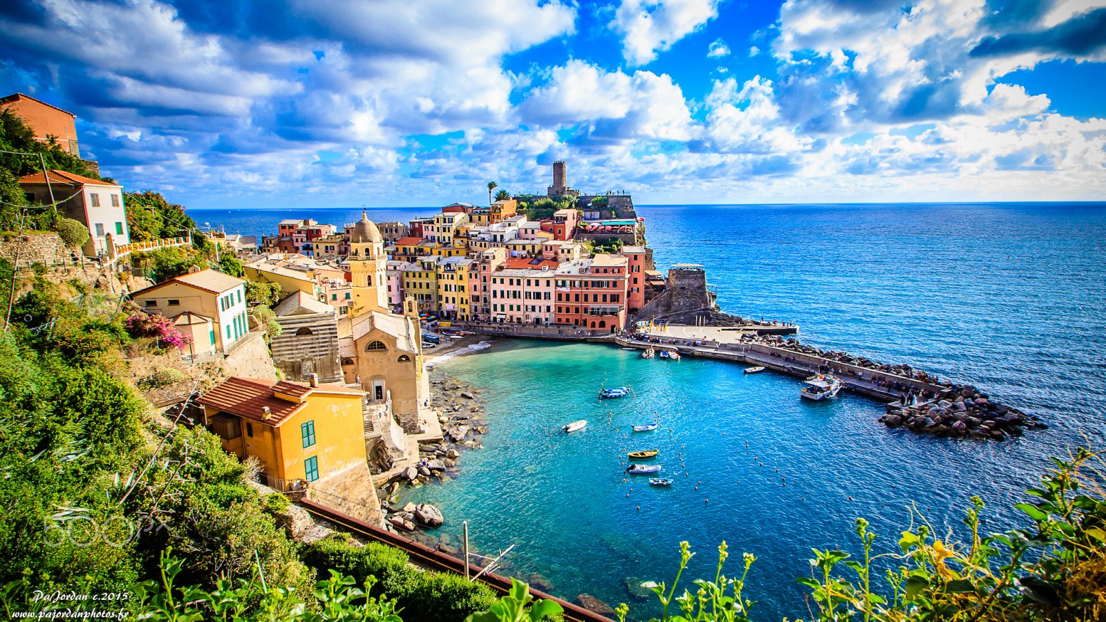 Vernazza: Eine der fünf schönen Städte der Cinque Terre - Vernazza | Secret World Trip Planner