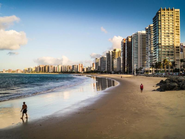 Pantai Iracema - Praia de Iracema | Secret World Trip Planner