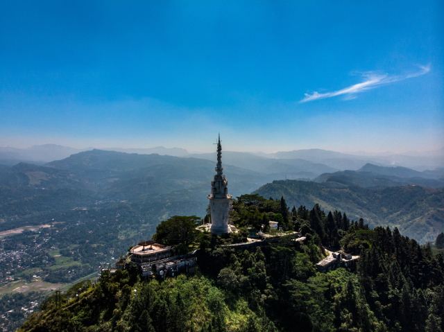 Ambuluwawa Temple – Isang Kamangha-manghang View Point - Ambuluwaawa ICC Road | Secret World Trip Planner