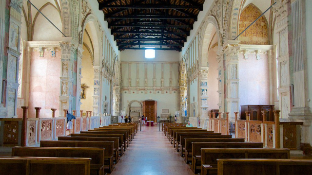 Malatesta hofið - Rimini | Secret World Trip Planner