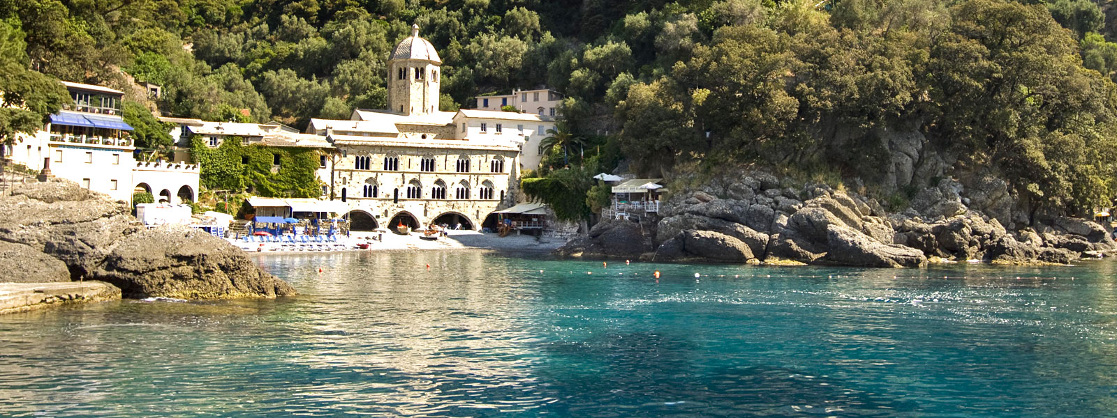 ວັດຂອງ San Fruttuoso ຄົ ...