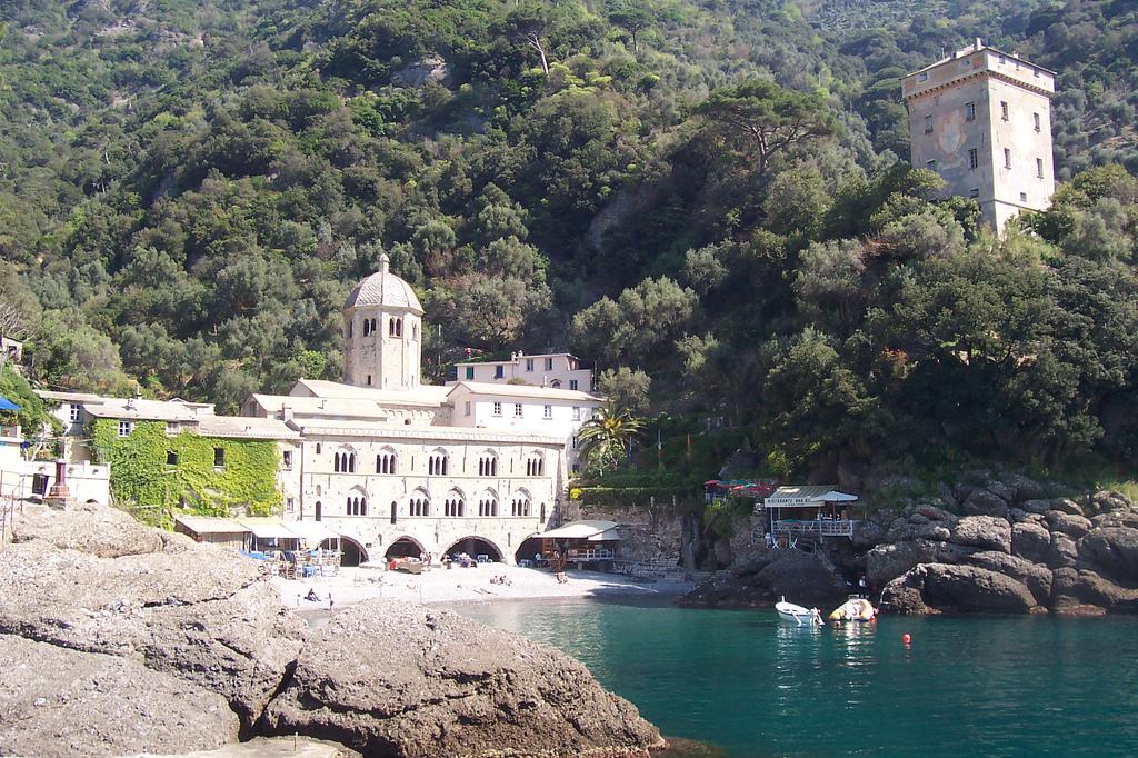 ວັດຂອງ San Fruttuoso ຄົ ...