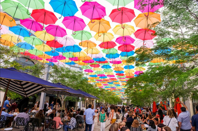 Giralda Square - Coral Gables | Secret World Trip Planner
