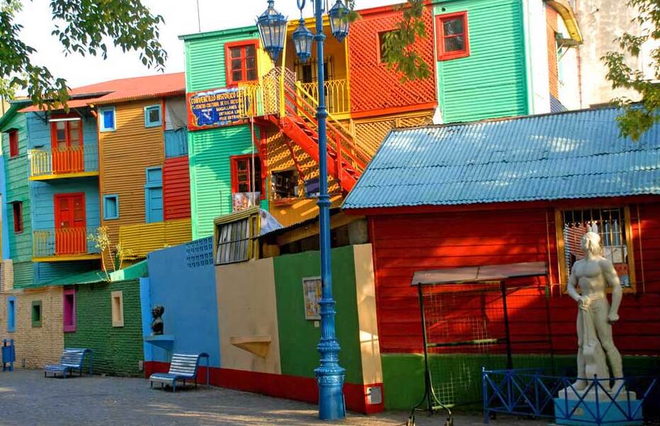 La Đầy Đủ - Buenos Aires - La Boca | Secret World Trip Planner
