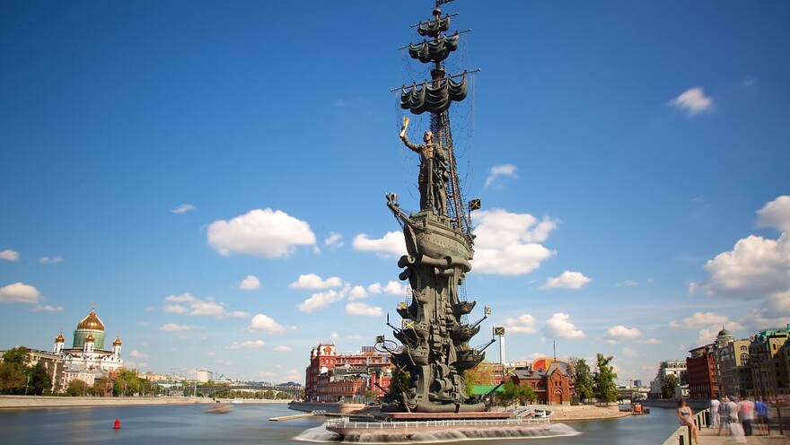 Socha Petra Velikého - Moskva | Secret World Trip Planner