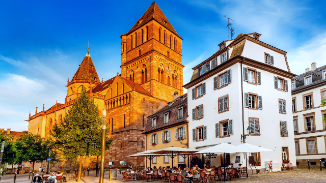 సెయింట్ థామస్ చర్చి - Strasbourg | Secret World Trip Planner