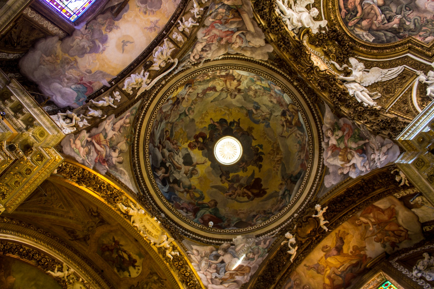 Kisha e Santa Maria della Vittoria - Roma | Secret World Trip Planner