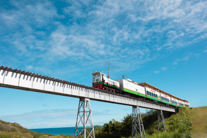 Kereta api pemandangan St Kitts