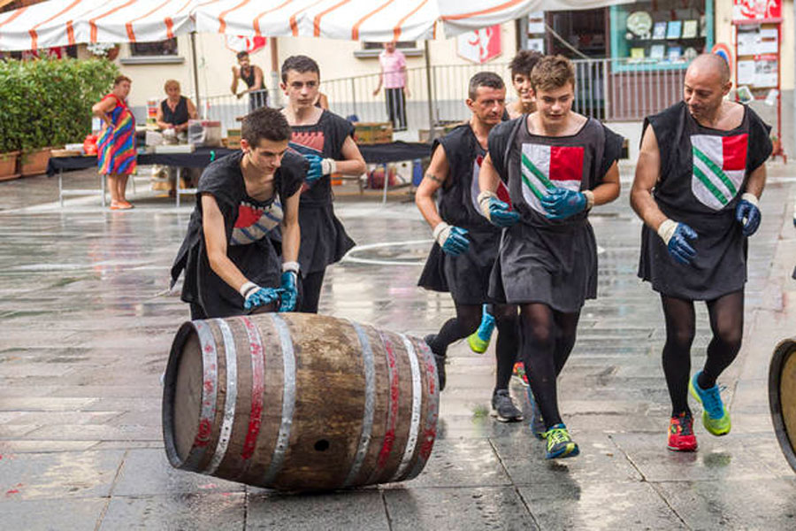 Palio dels Castells - Castiglione Olona | Secret World Trip Planner