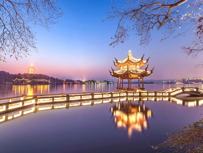 Lake West in Langkawi city - Hangzhou | Secret World Trip Planner