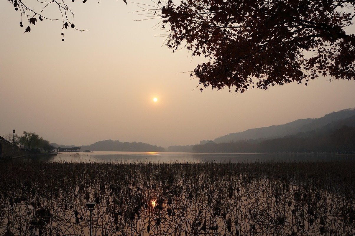 Langkawi: Telung Kolam Kaca Rembulan - Hangzhou | Secret World Trip Planner