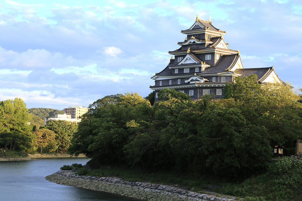Замок Окаяма - Okayama-shi | Secret World Trip Planner