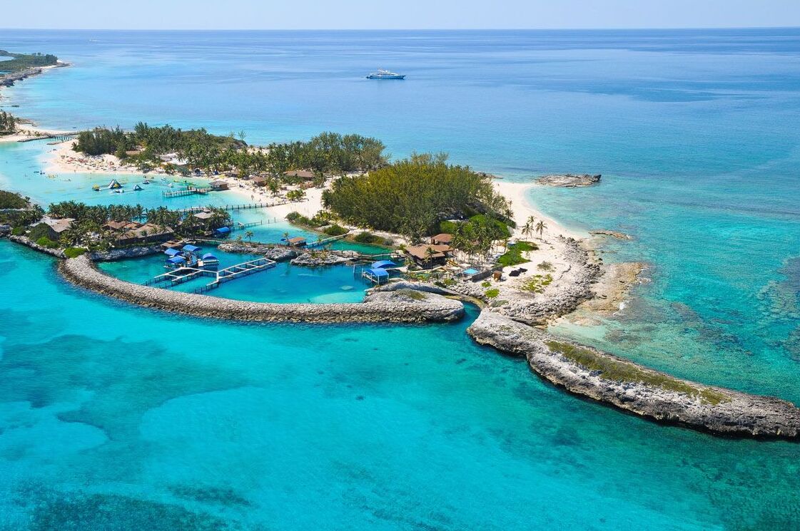 拿骚最着名的景点:蓝色泻湖岛 - Isola Blue Lagoon | Secret World Trip Planner